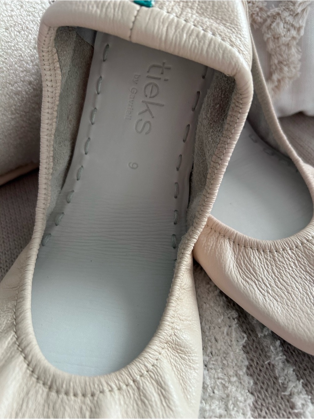 Tieks by Gavrieli - Cream Ballet Flats - Picture 8 of 10